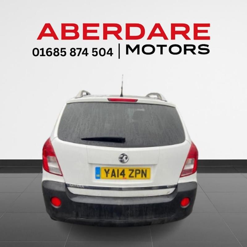 Used Vauxhall Antara 163 HP (119 kW) 2014 White SUV