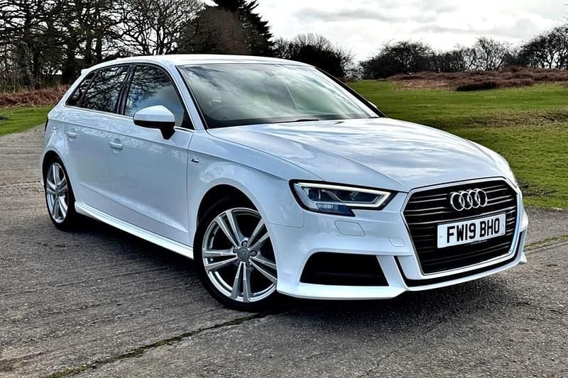 Used Audi A3 S-Line 184 HP (135 kW) 2019 White Sedan