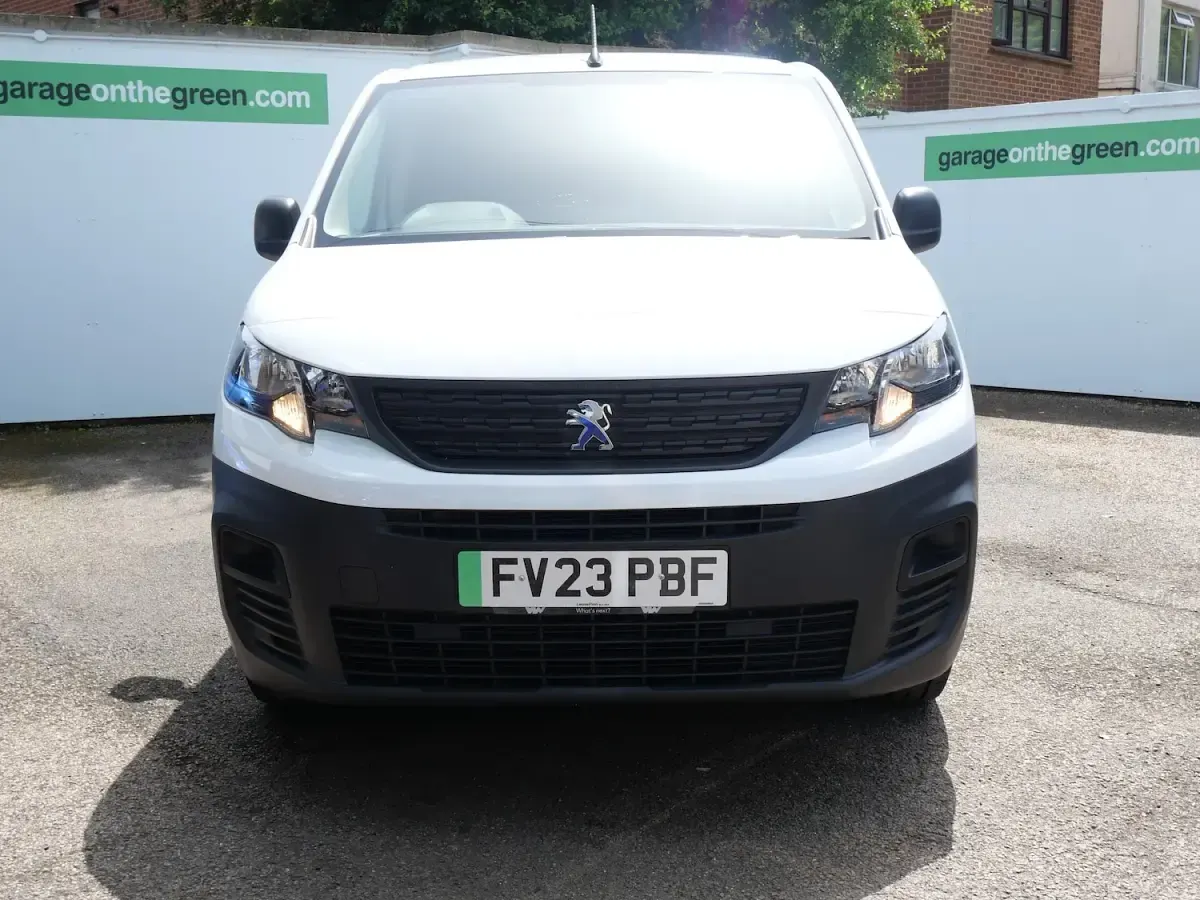 Occasion Peugeot E-Partner Premium 100 kW (136 ch) 2023 Blanc Monospace