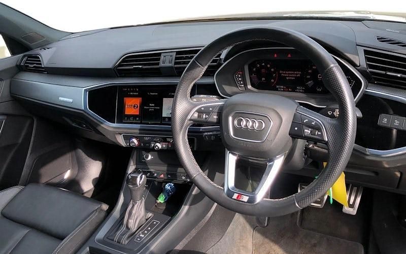 Begagnad Audi Q3 S-Line 245 HK (180 kW) 2023 SUV