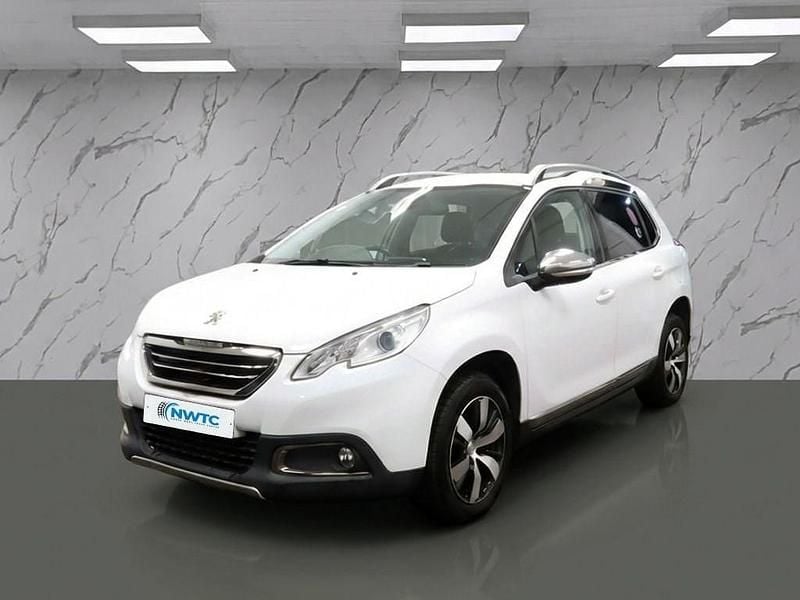 Used Peugeot 2008 Allure 100 HP (73 kW) 2016 White SUV