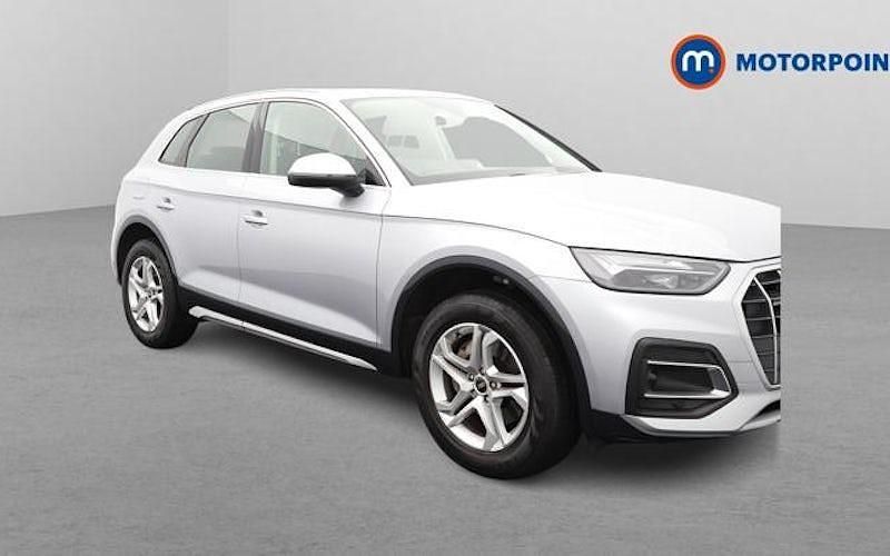 Used 2024 Audi Q5 Sport SUV | £27,099 (Super price) - Image 1/4