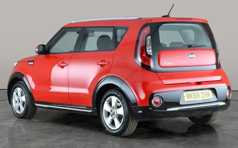 Used Kia Soul 132 HP (97 kW) 2018 Red SUV