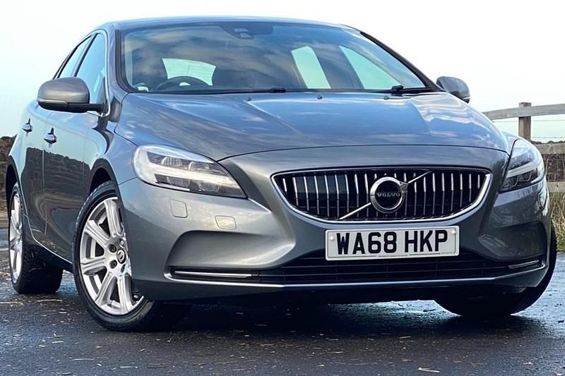 Osmium grey Used 2018 Volvo V40 Inscription Hatchback | £10,750 (Fair price) - Image 1/1