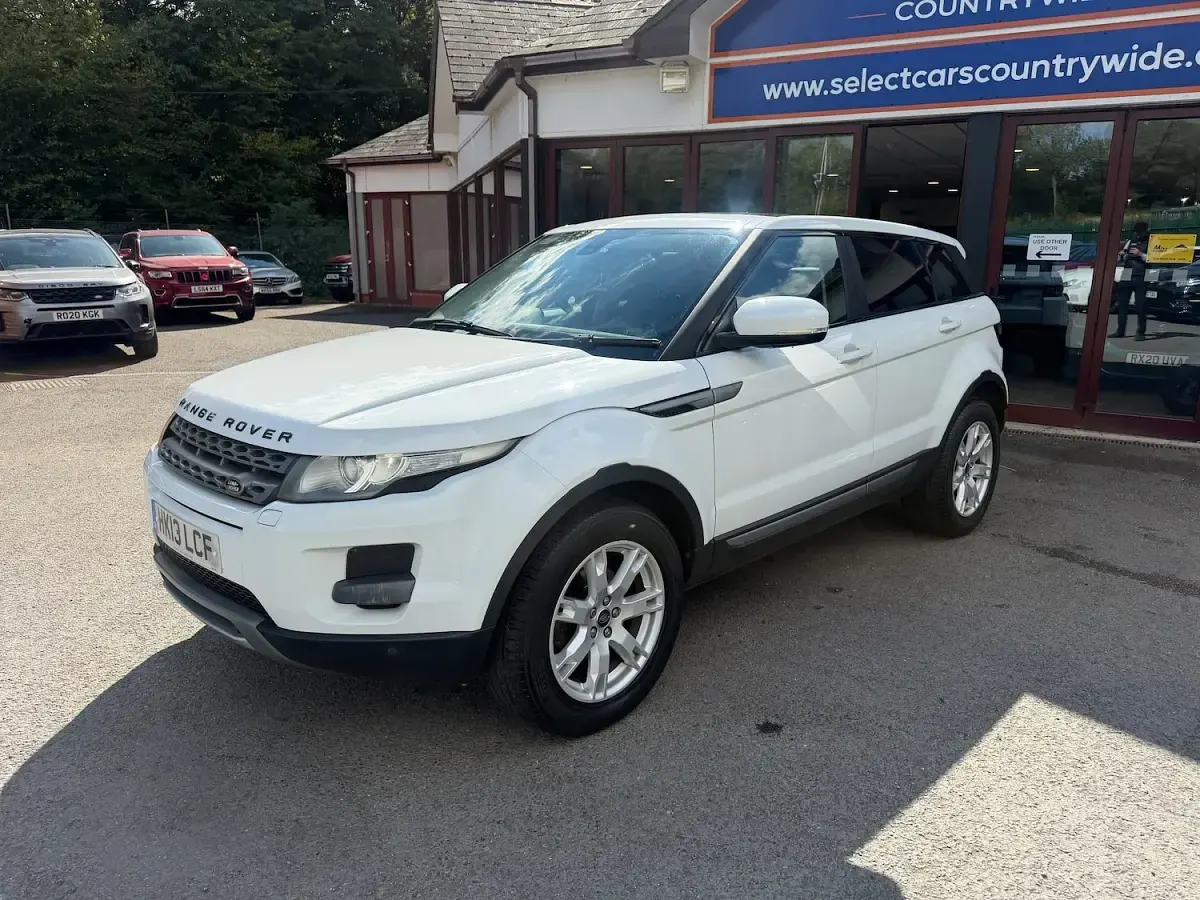 Used Land Rover Range Rover evoque Pure 190 HP (139 kW) 2013 White SUV