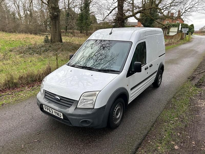 Used Ford Transit Connect 90 HP (66 kW) 2014 White MPV
