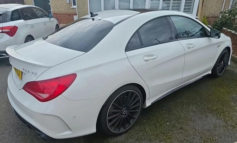 Used Mercedes CLA45 AMG Exclusive 381 HP (280 kW) 2016 White Coupe