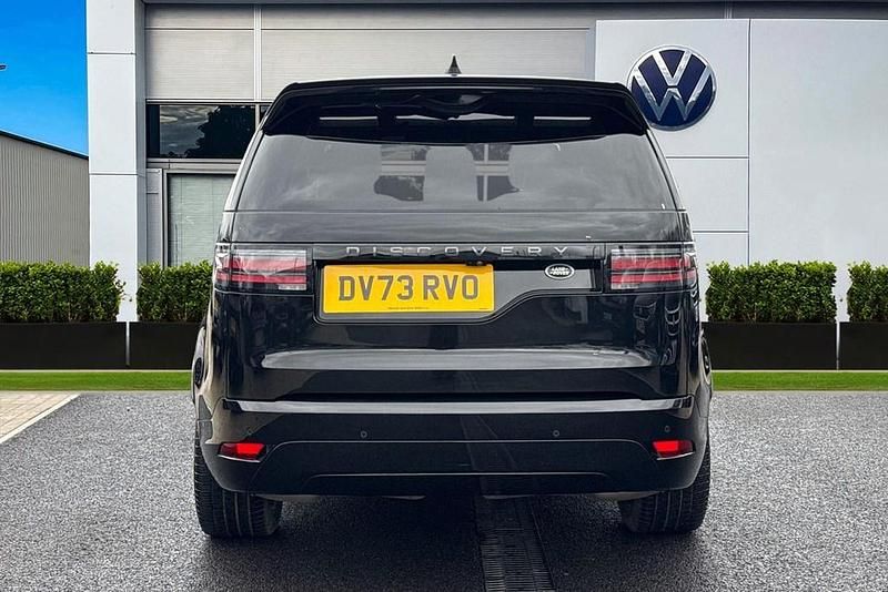 Used Land Rover Discovery 5 HSE Dynamic 2023 Black SUV