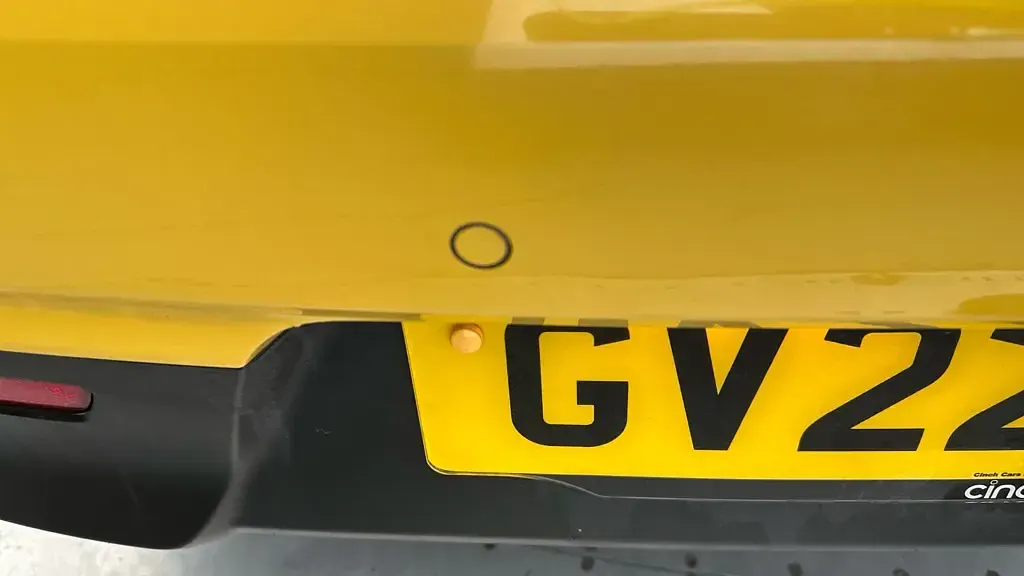 Used Kia Rio 2022 Yellow Hatchback