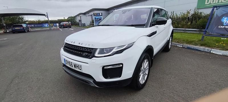 White Used 2016 Land Rover Range Rover evoque SE Estate | £7,995 (Good price) - Image 1/4