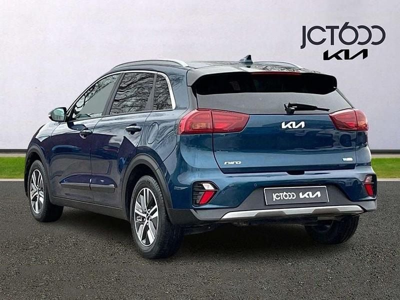 Used Kia Niro 139 HP (102 kW) 2022 Blue SUV