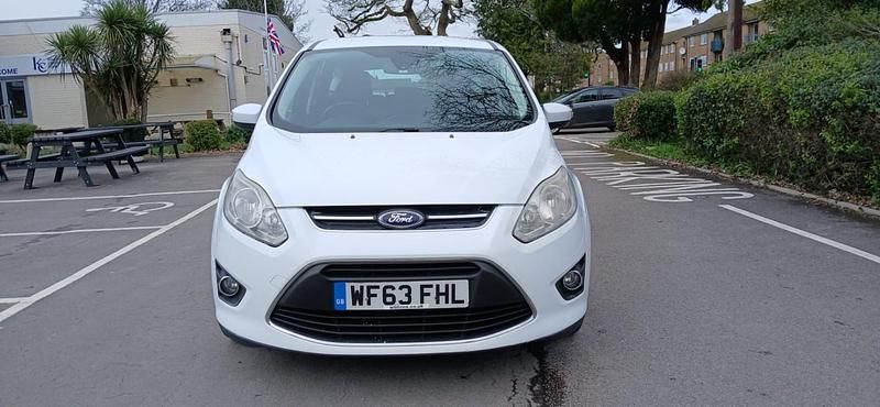 Used Ford C-MAX Zetec 105 HP (77 kW) 2013 White MPV