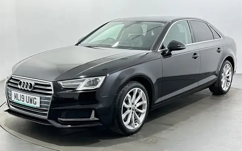 Used Audi A4 Sport 150 HP (110 kW) 2019 Black Sedan