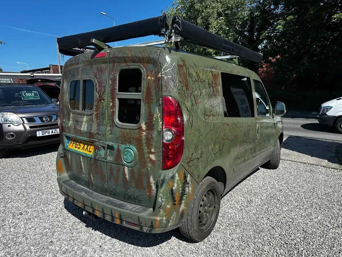 Used Vauxhall Combo 2015 Green MPV