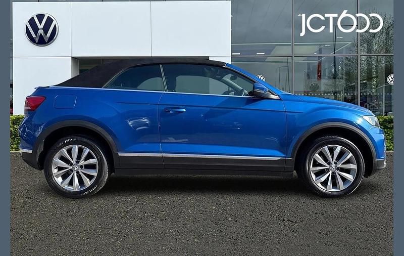 Used VW T-Roc Cabriolet Design 113 HP (83 kW) 2021 Blue Cabriolet