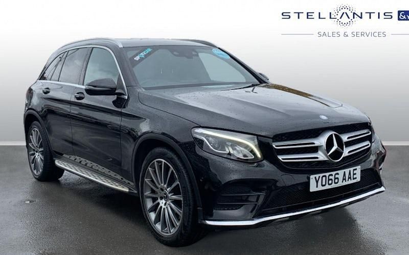 Used 2018 Mercedes 220 AMG line Estate | £14,751 (Good price) - Image 1/4