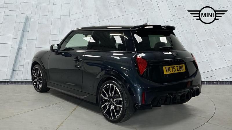 Used Mini Cooper Hatch 113 kW (154 HP) 2025 Grey Hatchback
