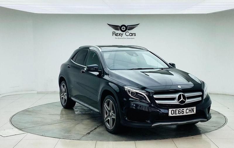 Black Used 2016 Mercedes GLA250 AMG line SUV | £8,689 (Good price) - Image 1/4