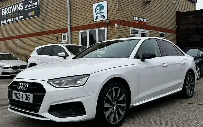 Used Audi A4 Sport 190 HP (139 kW) 2021 White Sedan