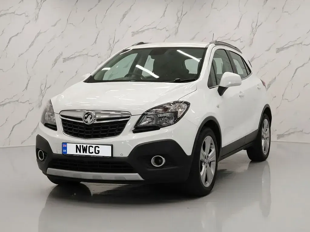 Usado Vauxhall Mokka drive 115 HP (84 kW) 2015 Branco SUV