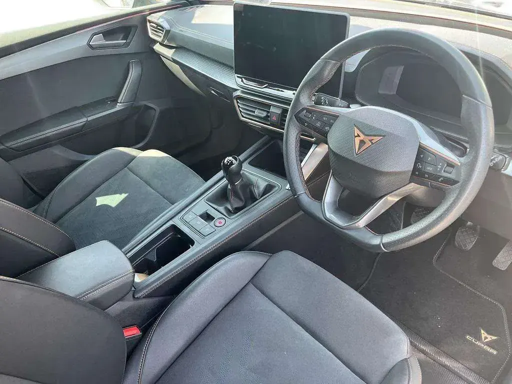 Used Cupra Leon 150 HP (110 kW) 2025 Grey Hatchback