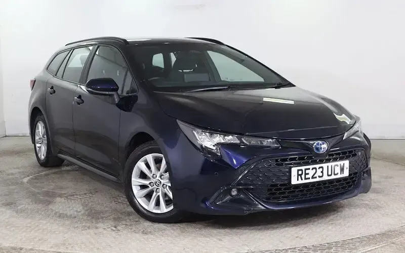 Used Toyota Corolla 140 HP (102 kW) 2023 Estate