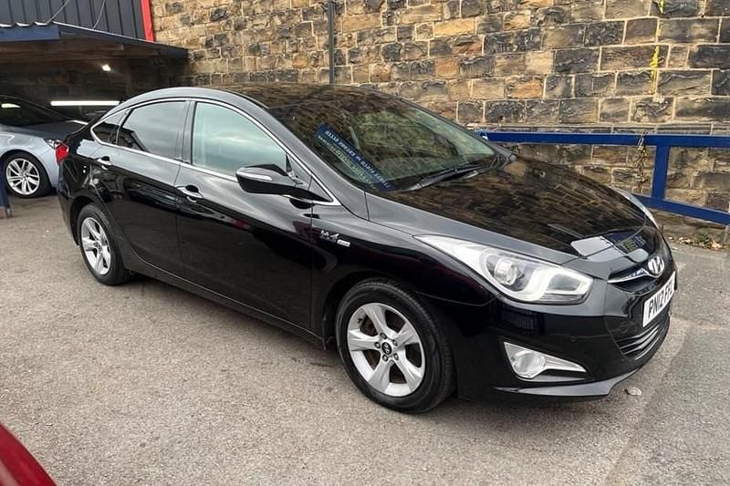 Black Used 2012 Hyundai i40 Style Sedan | £2,990 (Good price) - Image 1/1