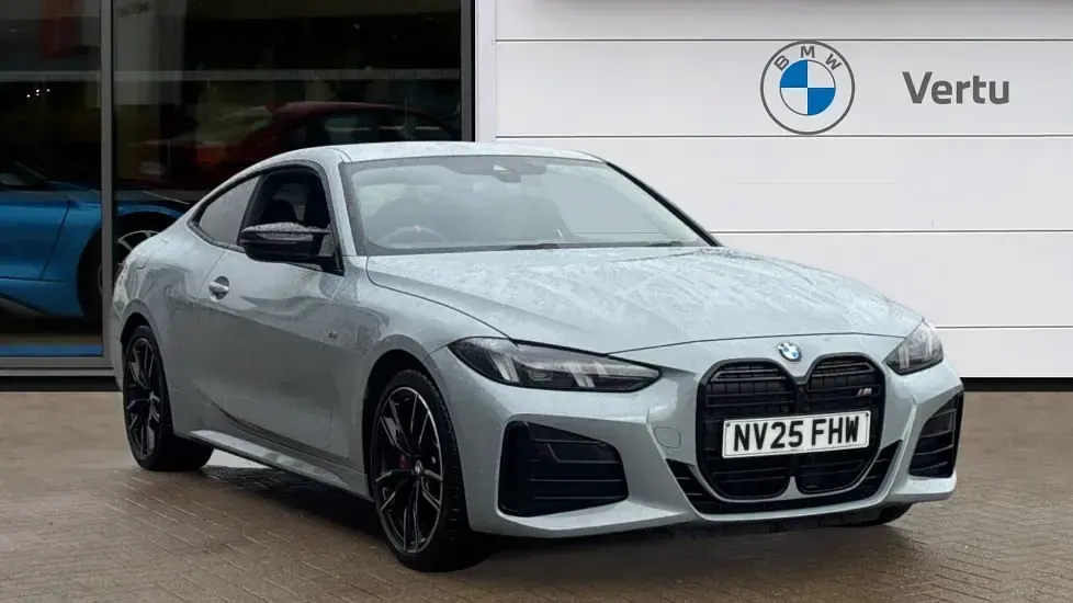 Käytetty BMW M440 M Sport 374 HP (275 kW) 2025 Sedan