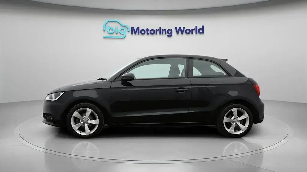 Used Audi A1 Sport 95 HP (69 kW) 2018 Black Hatchback