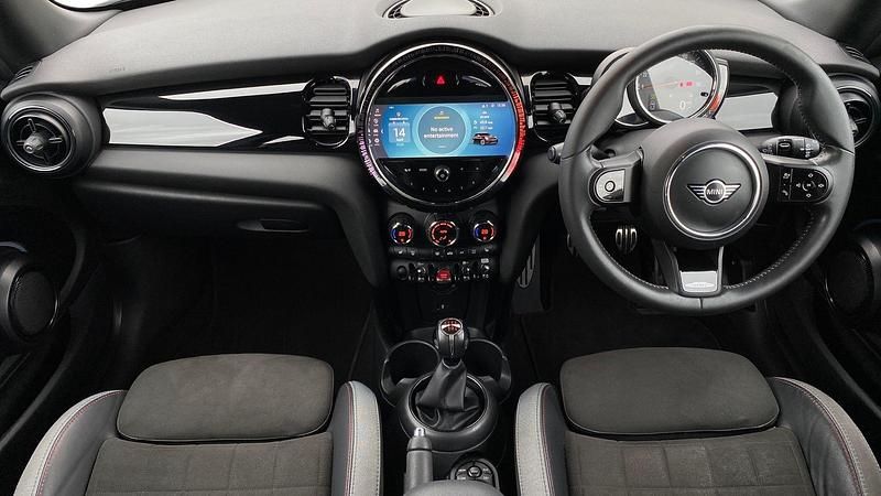 Used Mini Cooper Hatch 134 HP (98 kW) 2022 Blue Hatchback