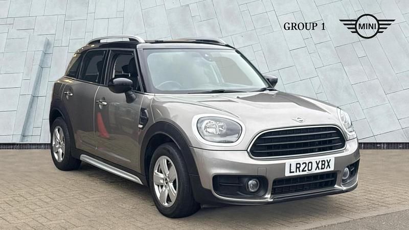 Silver Used 2020 Mini Cooper Countryman Classic SUV | £17,795 (Good price) - Image 1/4