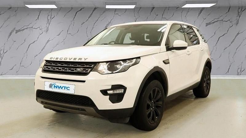 Used Land Rover Discovery Sport SE 180 HP (132 kW) 2016 White SUV