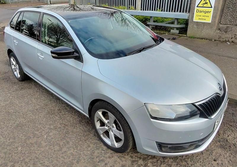 Silver Used 2016 Skoda Rapid Sport Hatchback | £2,995 (Fair price) - Image 1/4