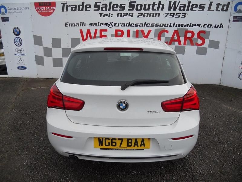 Used BMW 116 Sport Line 2017 White Hatchback