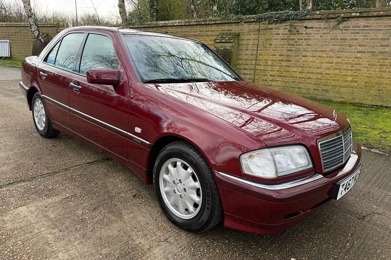 Used Mercedes C240 Elegance 1999 Red Sedan