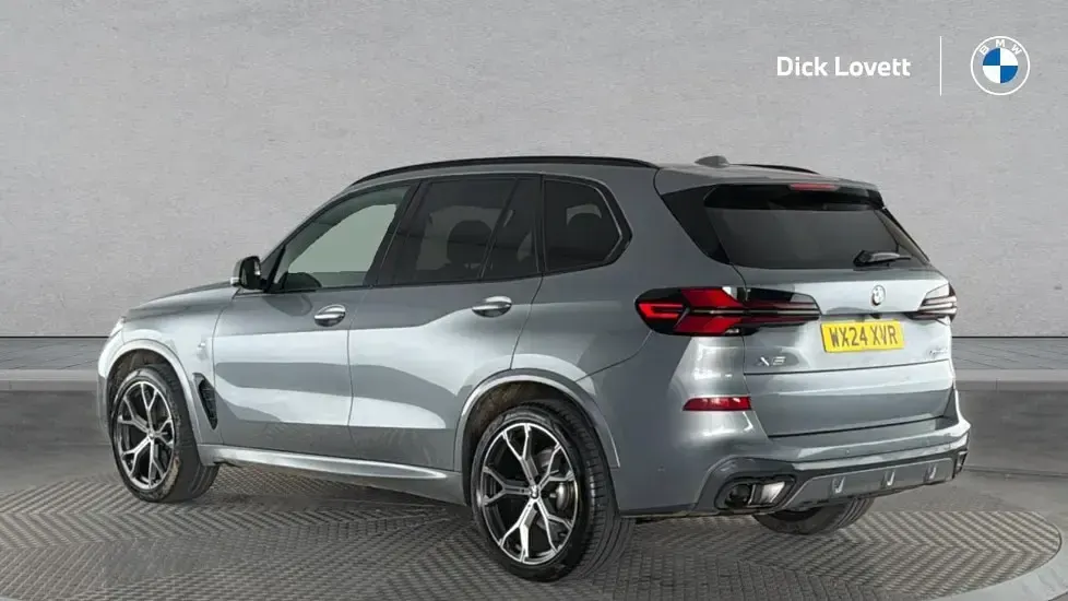 Usado BMW X5 M Sport 347 CV (255 kW) 2024 Gris SUV