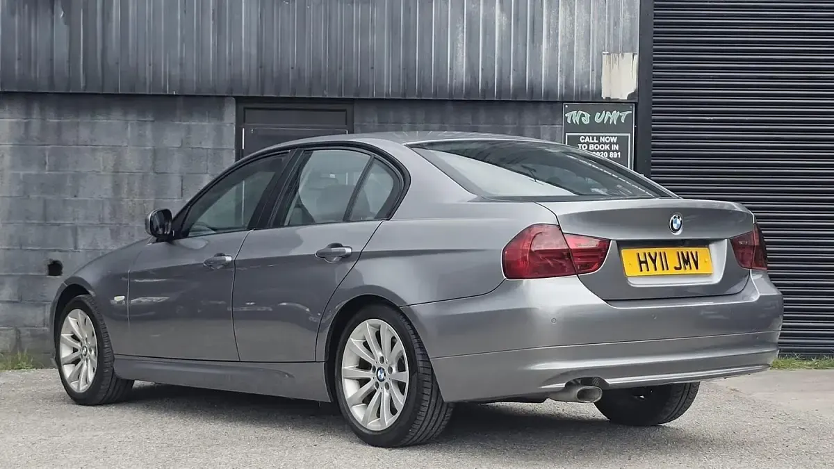 Used BMW 320 Comfort Edition 2011 Grey Sedan