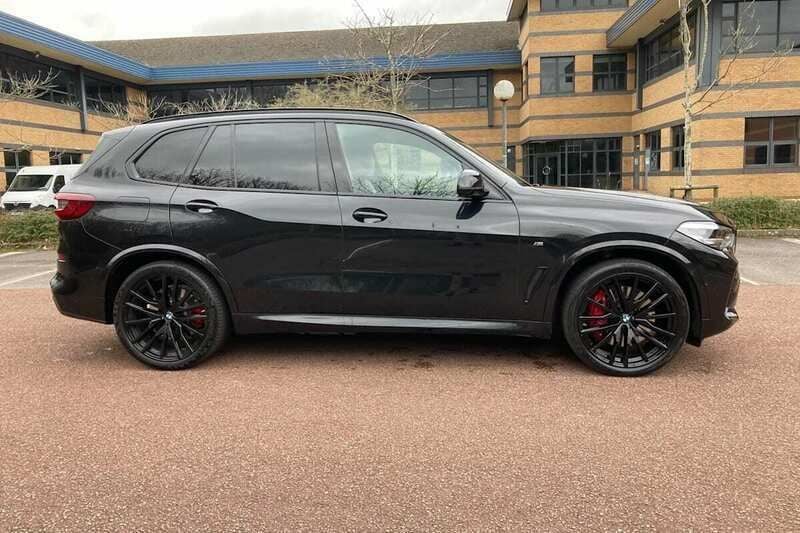 Used BMW X5 M Sport 394 HP (289 kW) 2021 Black sapphire  SUV