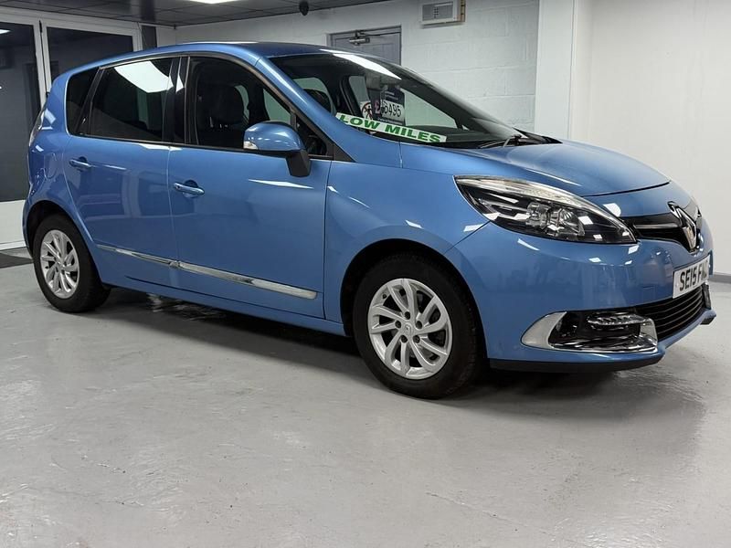 Used Renault Scénic III Dynamique 110 HP (80 kW) 2015 Blue MPV