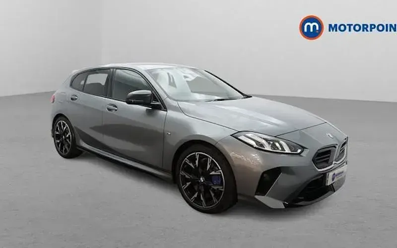 Usado BMW M135 300 HP (220 kW) 2025 Citadino