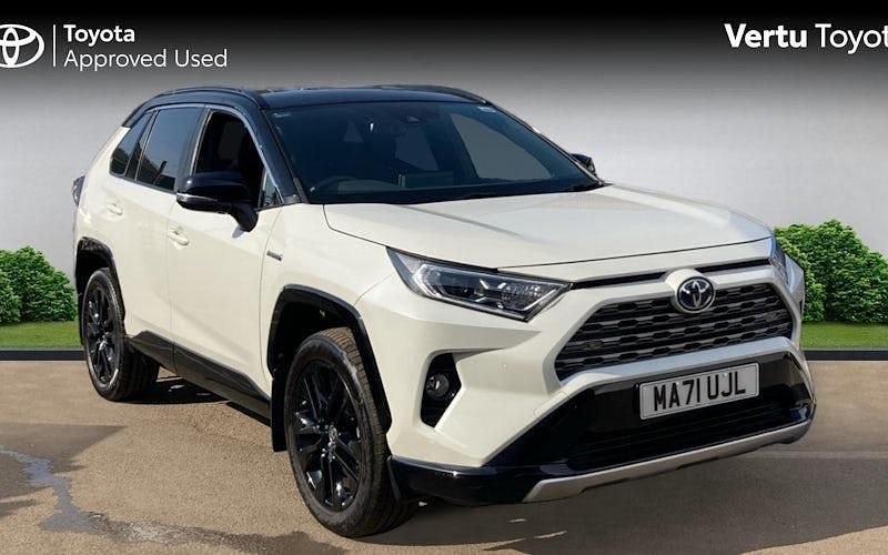 Used 2023 Toyota RAV4 Estate | £26,526 (Good price) - Image 1/4