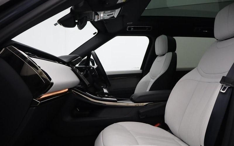 Used Land Rover Range Rover Sport SE Dynamic 300 HP (220 kW) 2025 Blue SUV