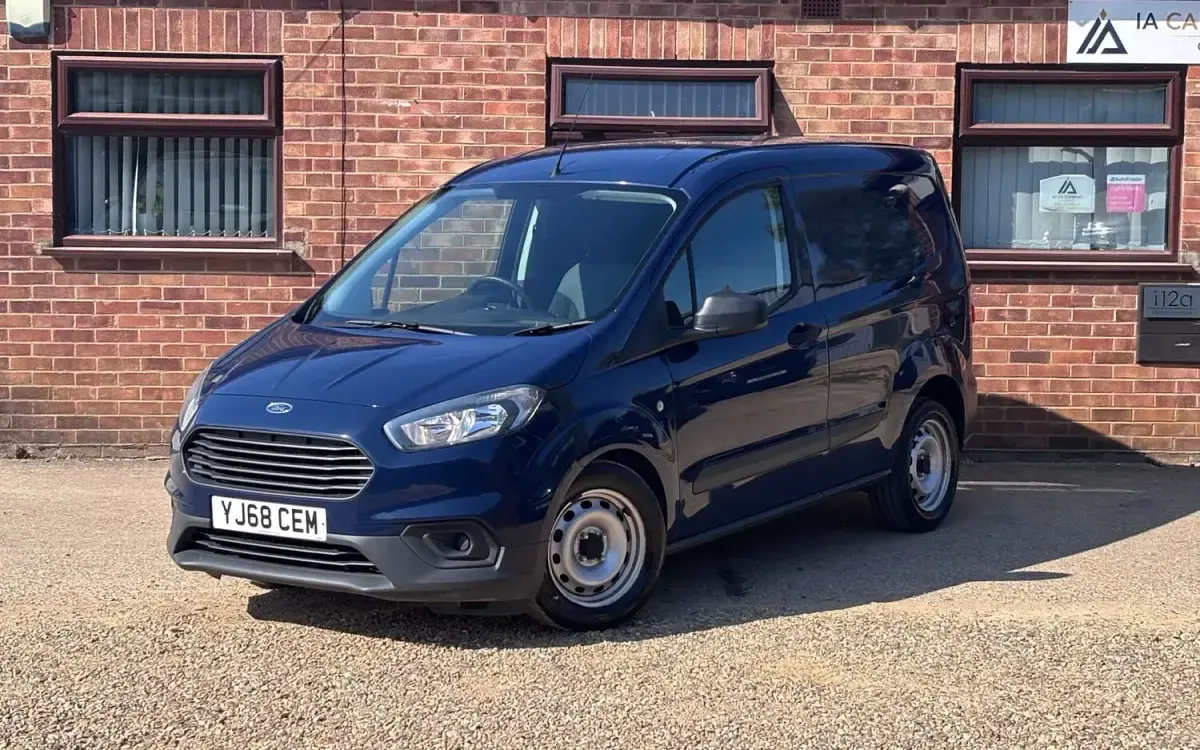 Used Ford Transit Courier 2019 Blue Van