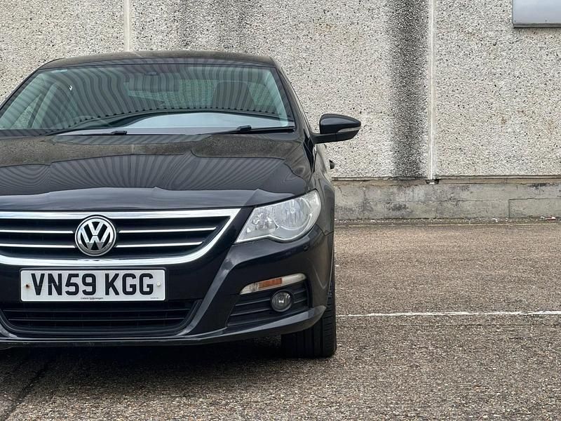 Begagnad VW Passat GT 2009 Svart Sportkupé