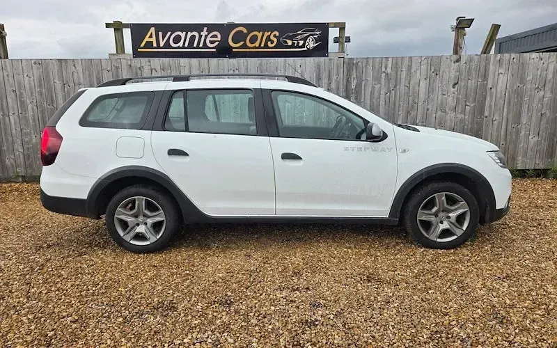 Usado Dacia Logan MCV Comfort 95 HP (69 kW) 2019 Branco Carrinha