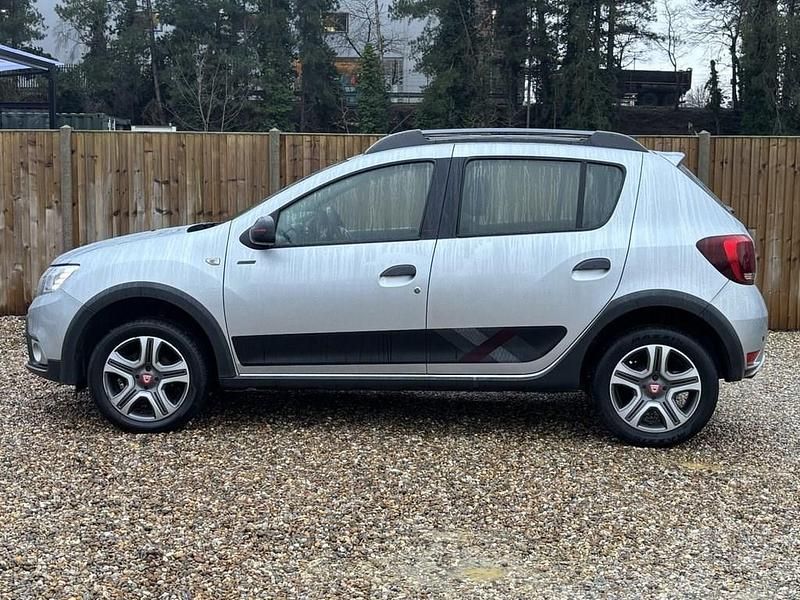 Used Dacia Sandero Stepway 90 HP (66 kW) 2019 Grey Hatchback