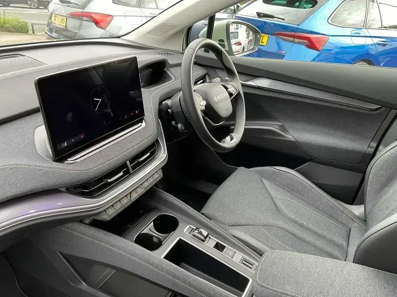 Begagnad Skoda Elroq 150 kW (204 HK) 2025 Grön SUV