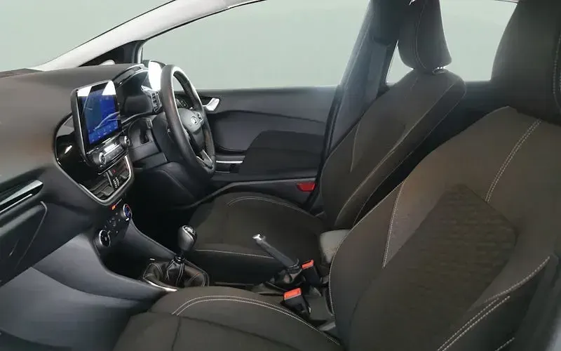 Używany Ford Fiesta Titanium 101 KM (74 kW) 2022 Czarny Hatchback