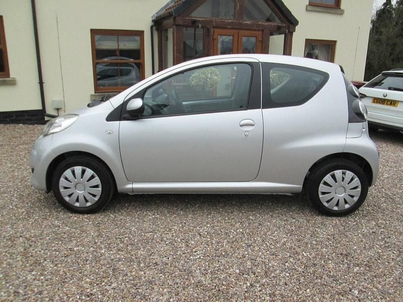 Used Citroën C1 VTR Sport 68 HP (50 kW) 2010 Grey Hatchback