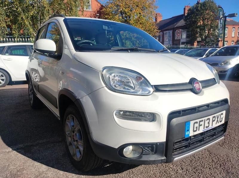 Used Fiat Panda 4x4 75 HP (55 kW) 2013 White Hatchback